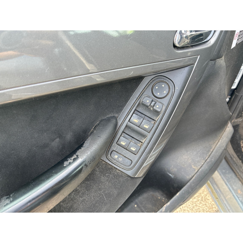 Bouton de coffre CITROEN C4 GRAND PICASSO 1 Photo n°18
