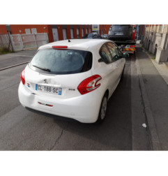 Leve vitre electrique avant gauche PEUGEOT 208 1