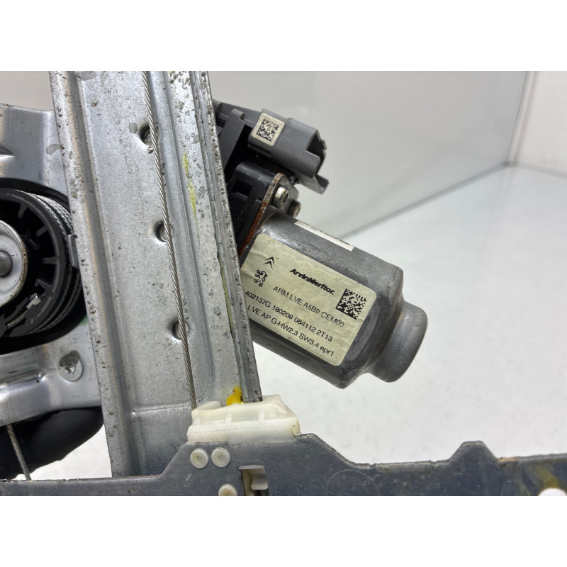 Leve vitre electrique arriere gauche CITROEN C3 PICASSO Photo n°6