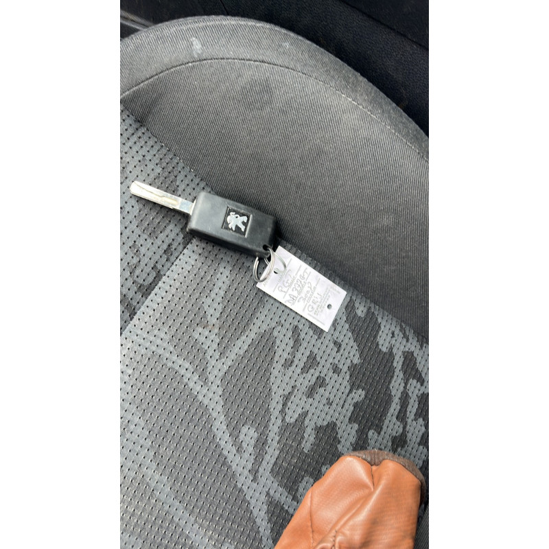 Pretensionneur de ceinture avant droit PEUGEOT 3008 1 Photo n°17