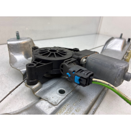Leve vitre electrique arriere droit DACIA DUSTER 2 Photo n°1