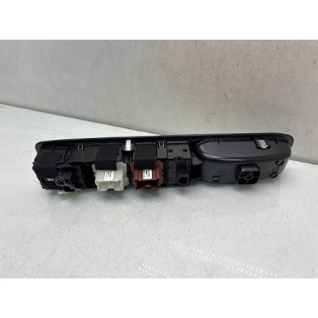 Interrupteur de leve vitre avant gauche DACIA SANDERO 3 STEPWAY