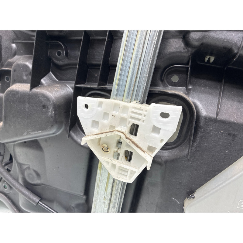 Leve vitre electrique avant gauche MAZDA 2 2 Photo n°4