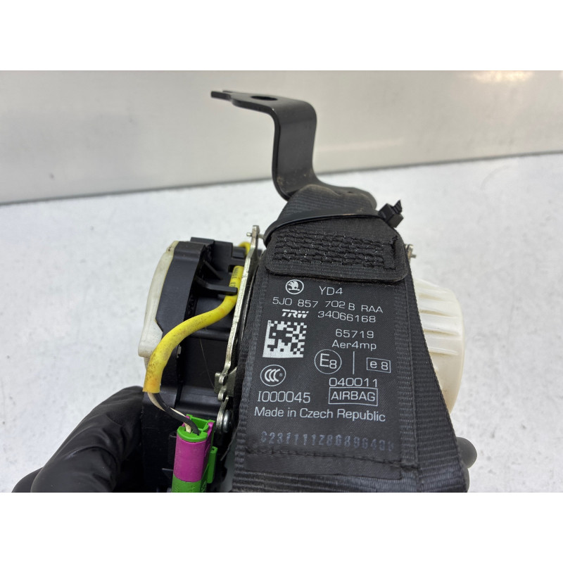 Pretensionneur de ceinture avant droit SKODA FABIA 2 Photo n°4