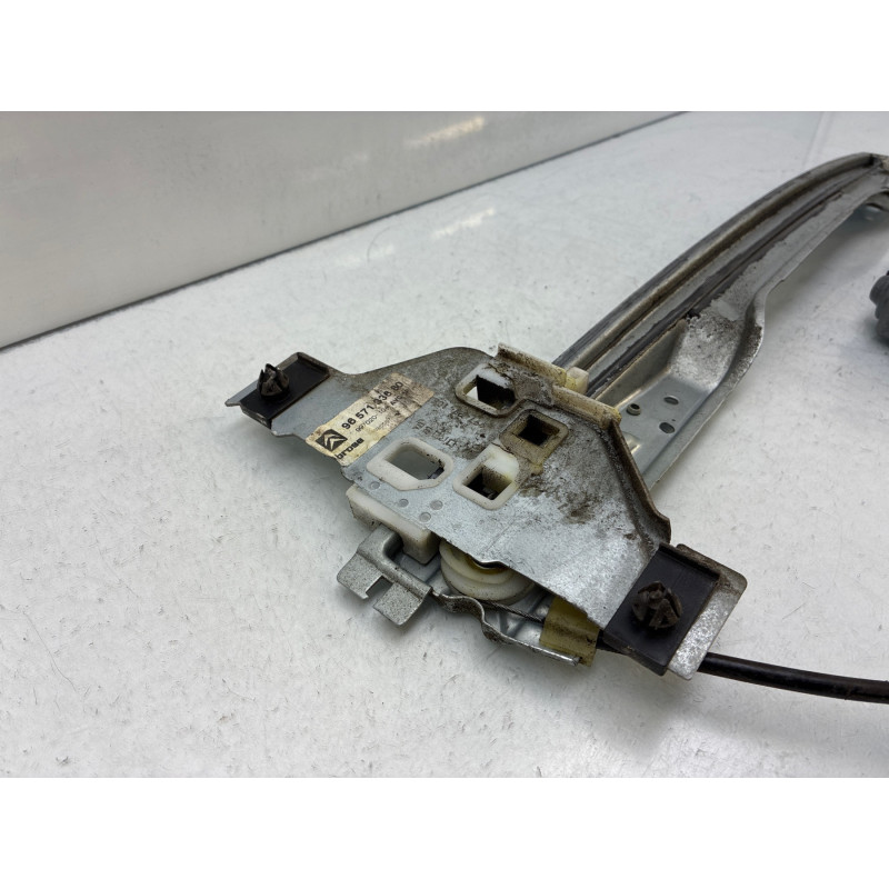 Leve vitre electrique avant gauche CITROEN C4 1 Photo n°4