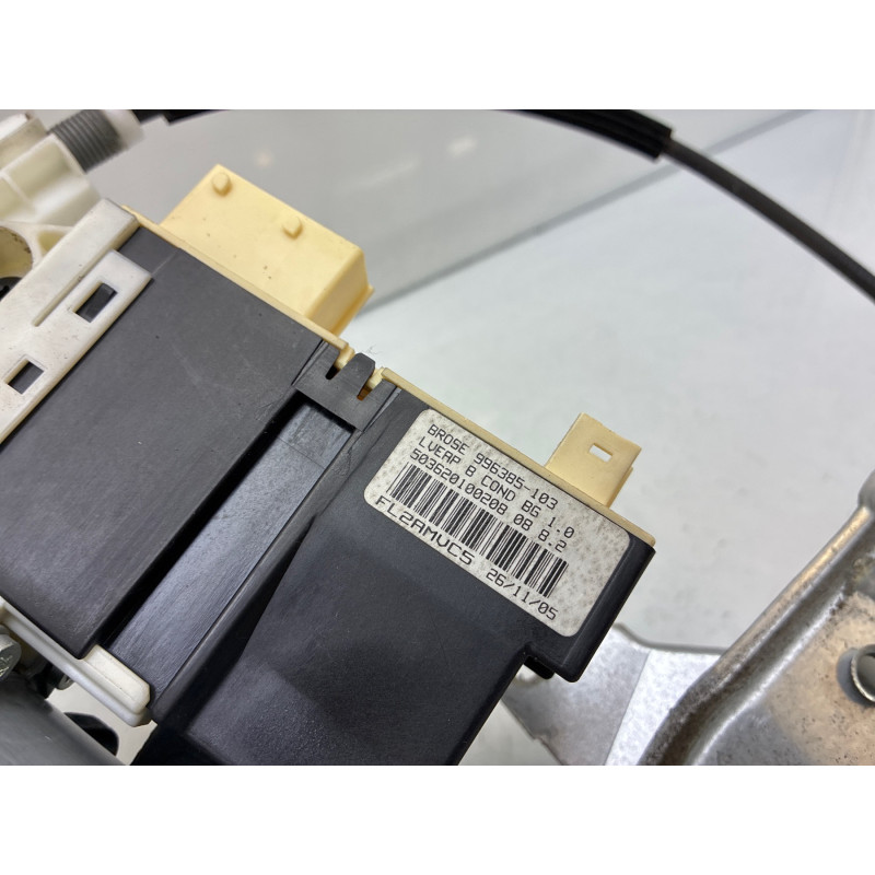Leve vitre electrique avant gauche CITROEN C4 1 Photo n°6