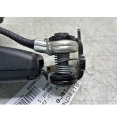 Attache ceinture arriere droit PEUGEOT 2008 1