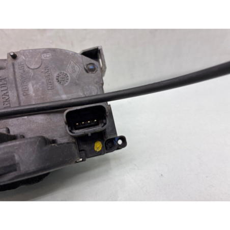 Serrure avant gauche RENAULT CLIO 3