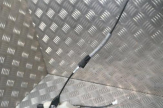 Serrure avant droit PEUGEOT 2008 1
