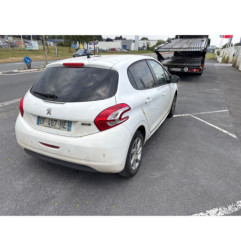 Maitre cylindre (freinage) PEUGEOT 208 1