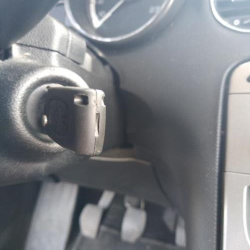 Pretensionneur de ceinture avant droit PEUGEOT 308 1 Photo n°13