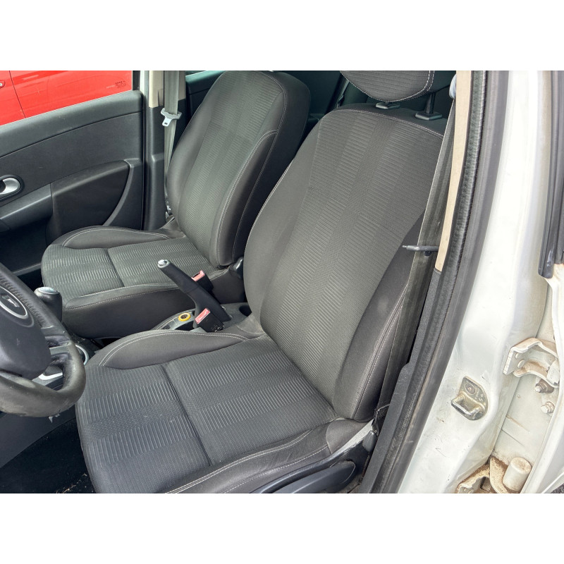 Debitmetre RENAULT CLIO 3 Photo n°17