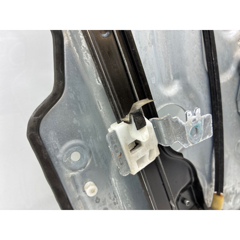 Leve vitre electrique avant droit NISSAN QASHQAI 1 Photo n°3