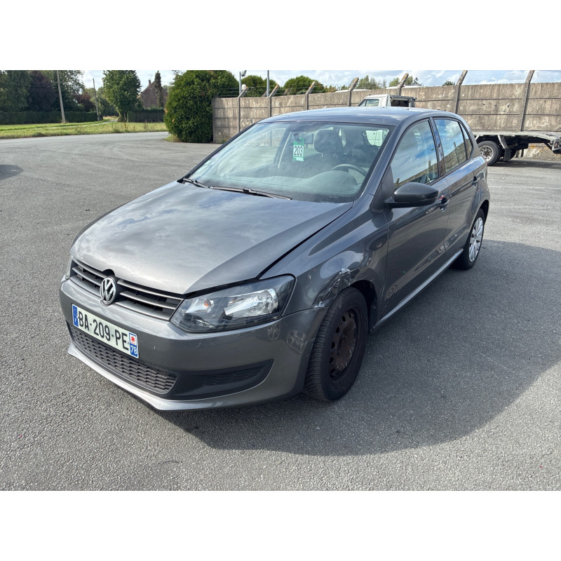 VOLKSWAGEN POLO 5 PHASE 1 1.2i - 12V Photo n°5