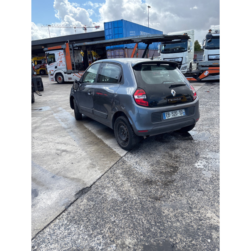 RENAULT TWINGO 3 PHASE 1 1.0i - 12V SCE 70 Photo n°3