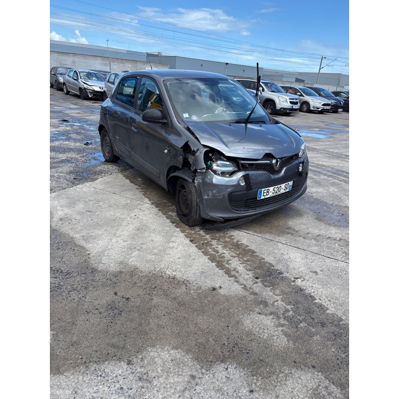 RENAULT TWINGO 3 PHASE 1 1.0i - 12V SCE 70 Photo n°4