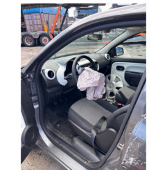 RENAULT TWINGO 3 PHASE 1 1.0i - 12V SCE 70