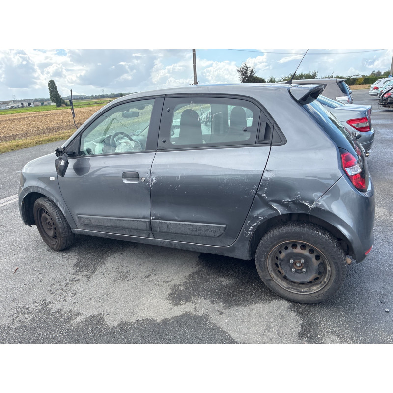 RENAULT TWINGO 3 PHASE 1 1.0i - 12V SCE 70 Photo n°14
