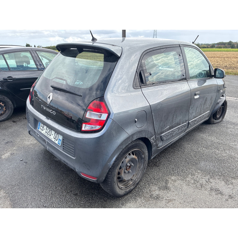 RENAULT TWINGO 3 PHASE 1 1.0i - 12V SCE 70 Photo n°17