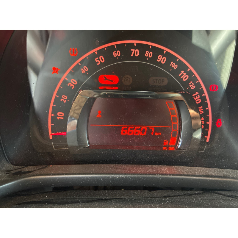 RENAULT TWINGO 3 PHASE 1 1.0i - 12V SCE 70 Photo n°20