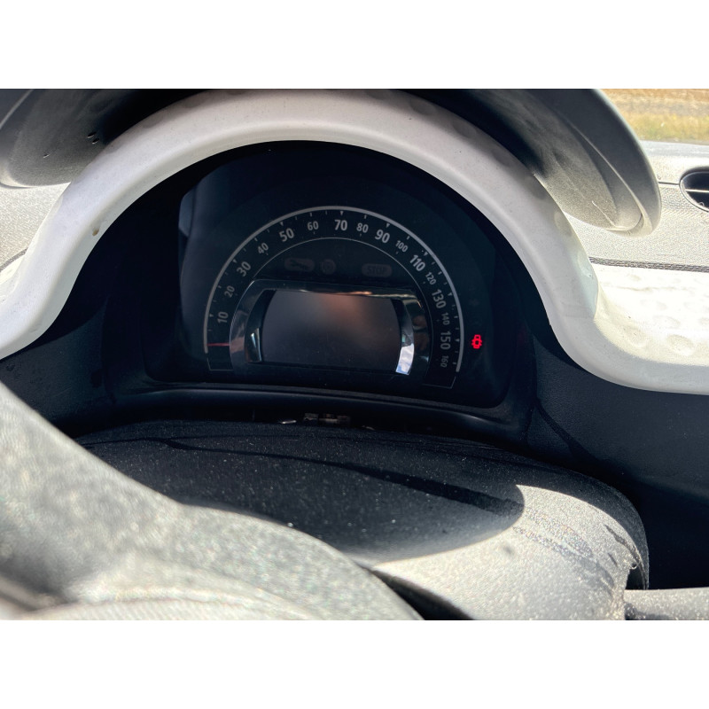 RENAULT TWINGO 3 PHASE 1 1.0i - 12V SCE 70 Photo n°21