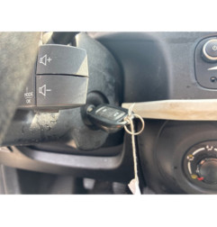 RENAULT TWINGO 3 PHASE 1 1.0i - 12V SCE 70