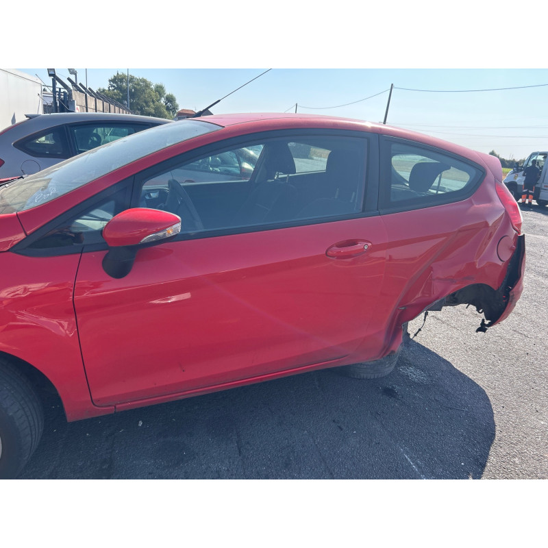 FORD FIESTA 6 PHASE 2 1.0i - 12V TURBO Photo n°8