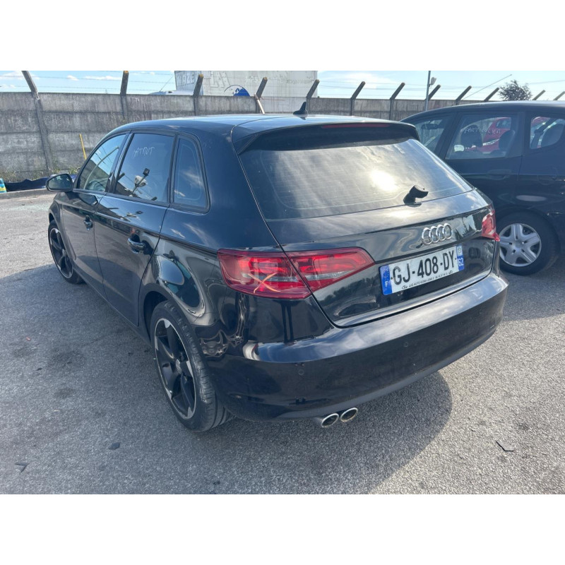 AUDI A3 3 SPORTBACK PHASE 2 2.0 TDI - 16V TURBO Photo n°4