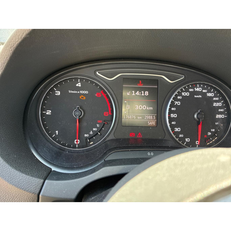 AUDI A3 3 SPORTBACK PHASE 2 2.0 TDI - 16V TURBO Photo n°7