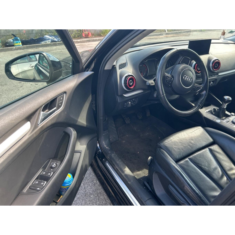 AUDI A3 3 SPORTBACK PHASE 2 2.0 TDI - 16V TURBO Photo n°9