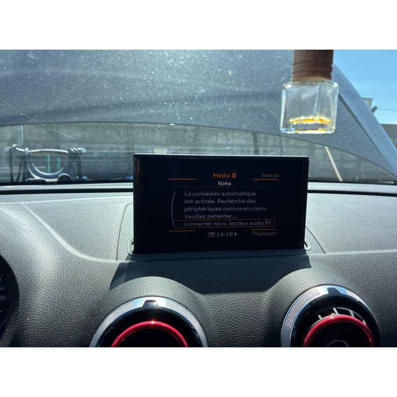 AUDI A3 3 SPORTBACK PHASE 2 2.0 TDI - 16V TURBO Photo n°16