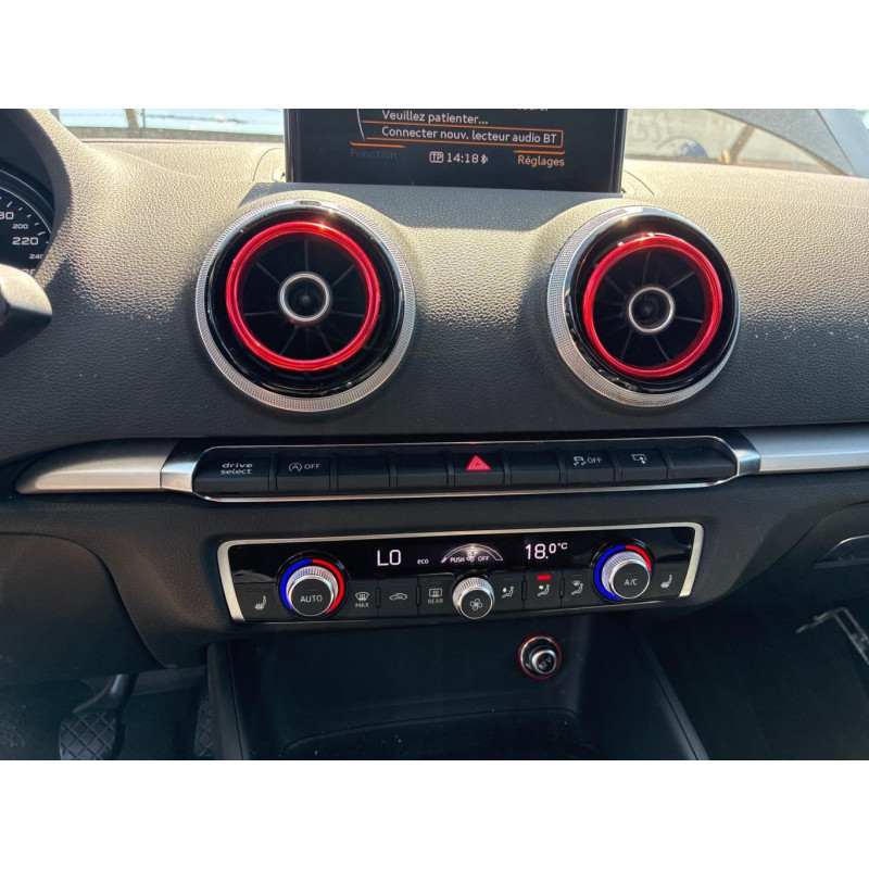 AUDI A3 3 SPORTBACK PHASE 2 2.0 TDI - 16V TURBO Photo n°17