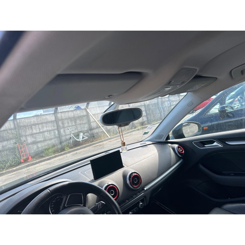 AUDI A3 3 SPORTBACK PHASE 2 2.0 TDI - 16V TURBO Photo n°21