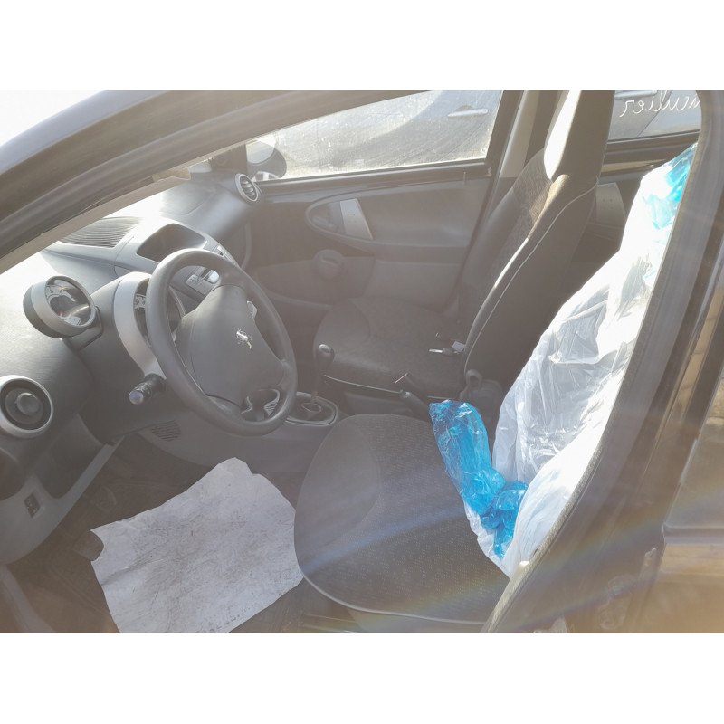PEUGEOT 107 PHASE 1 1.4 HDI - 8V TURBO Photo n°7
