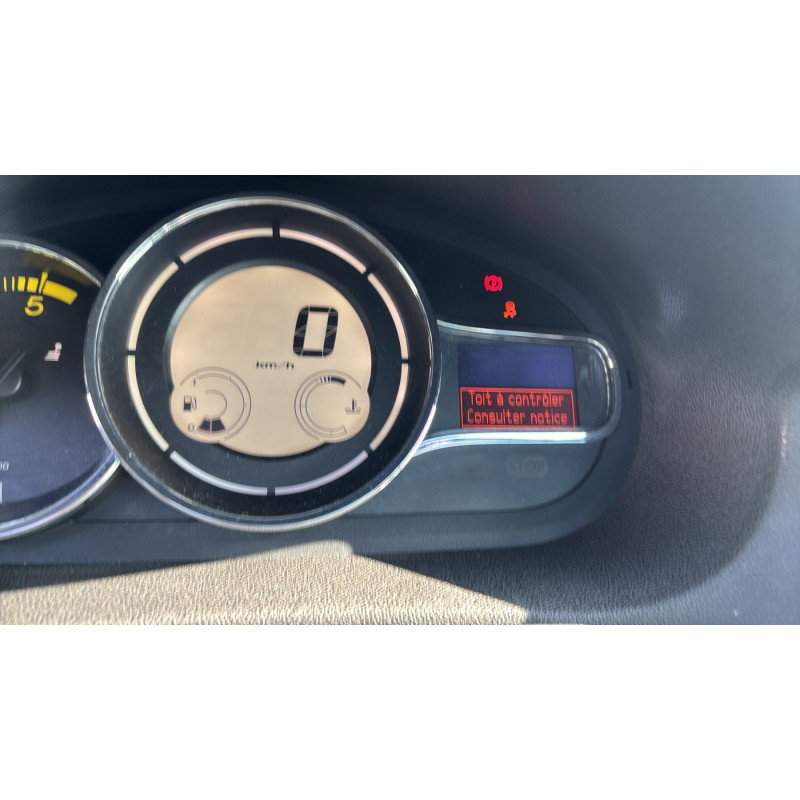 RENAULT MEGANE 3 PHASE 1 CABRIOLET 1.5 DCI - 8V TURBO Photo n°29