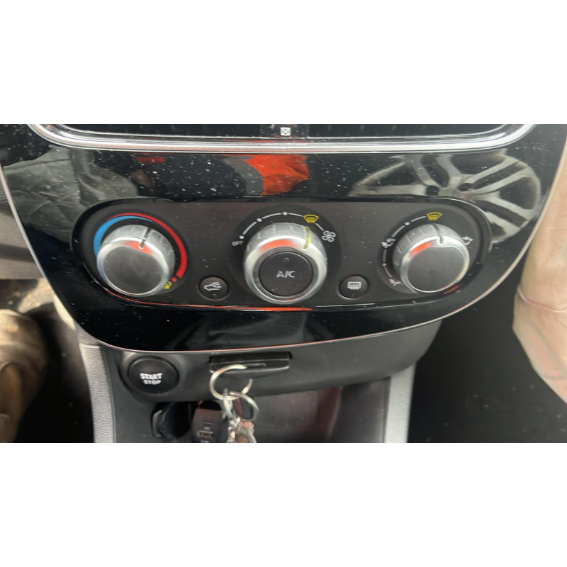 RENAULT CLIO 4 PHASE 2 1.5 DCI - 8V TURBO Photo n°12