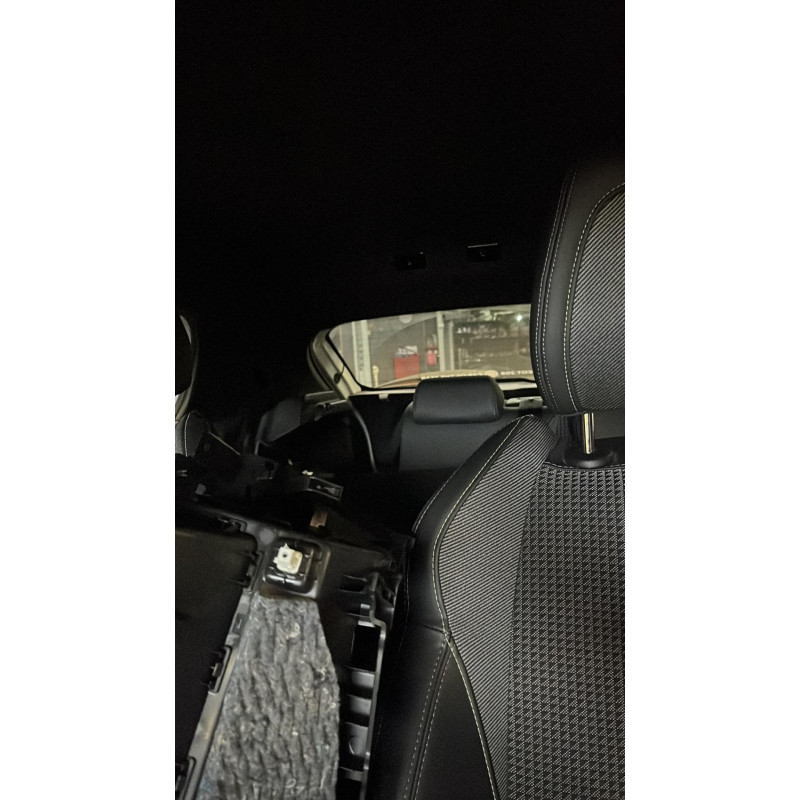 PEUGEOT 208 2 PHASE 1 1.2 PURETECH - 12V TURBO Photo n°8