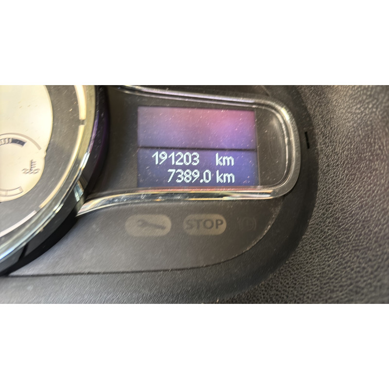 RENAULT MEGANE 3 PHASE 3 1.5 DCI - 8V TURBO Photo n°23