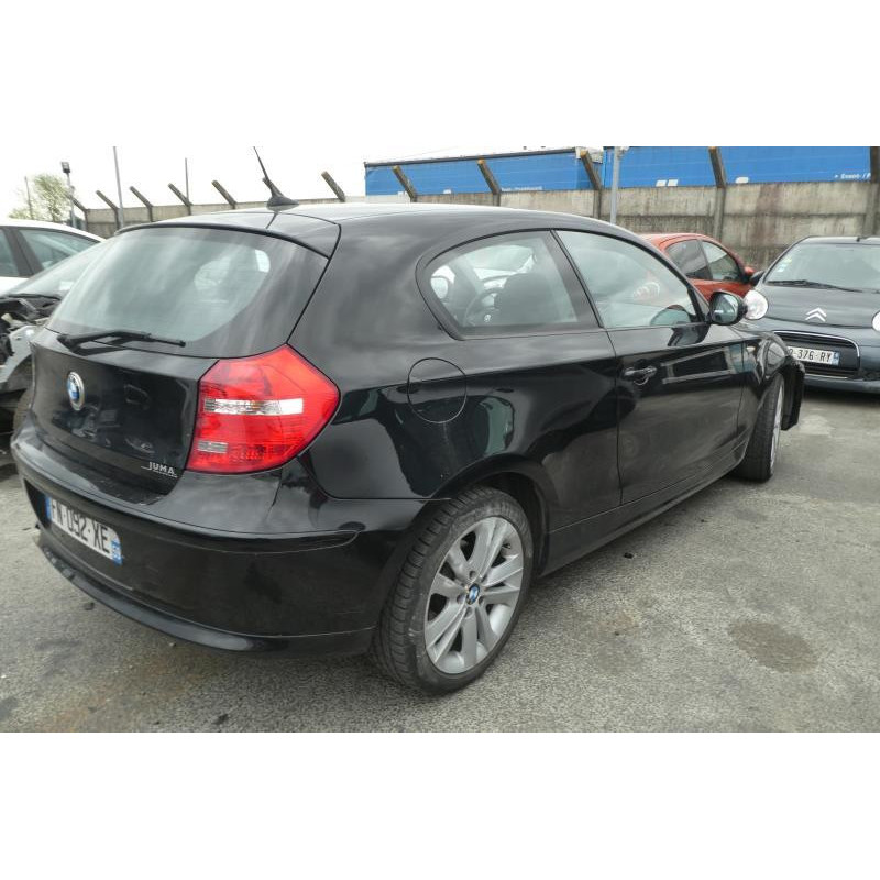 BMW SERIE 1 E81 116i 2.0i - 16V Photo n°5