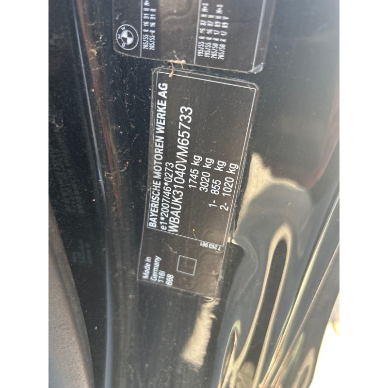 BMW SERIE 1 E81 116i 2.0i - 16V Photo n°30