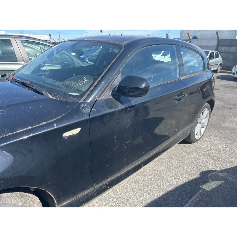 BMW SERIE 1 E81 116i 2.0i - 16V Photo n°34