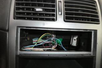 Pretensionneur de ceinture avant gauche PEUGEOT 307