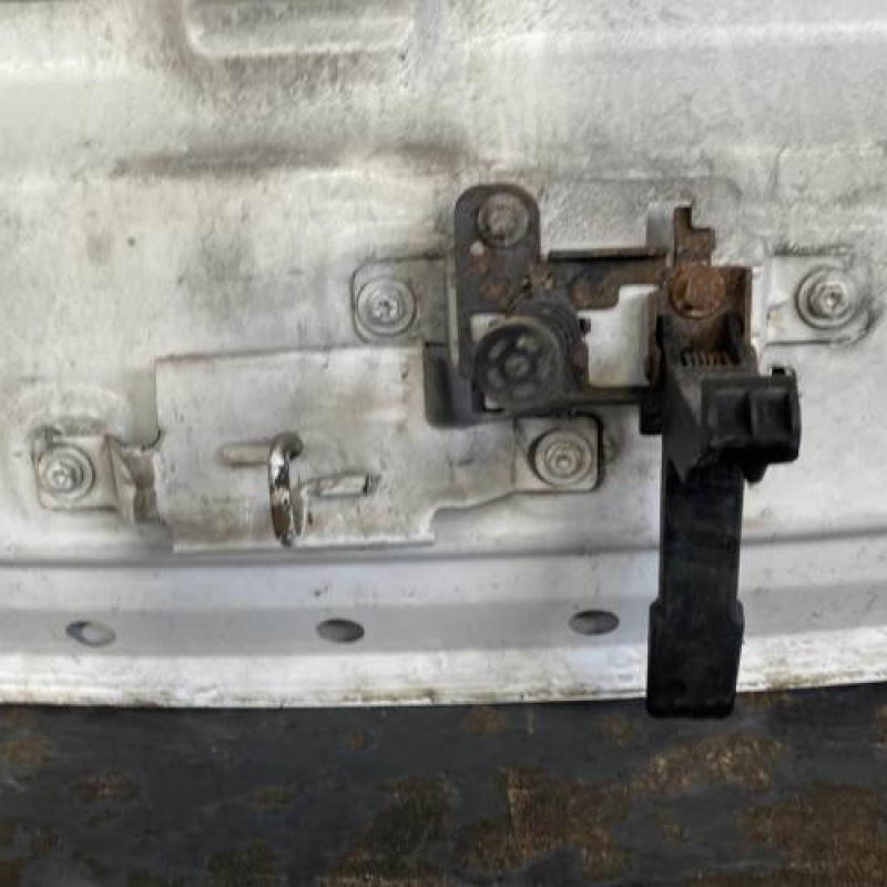 Capot RENAULT SCENIC 3 Photo n°5