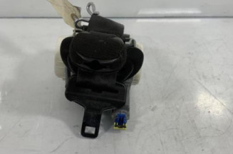 Pretensionneur de ceinture avant droit PEUGEOT 5008 1
