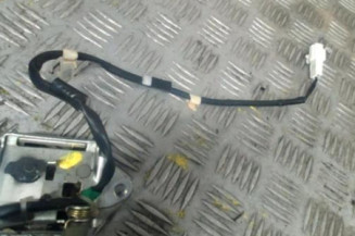 Serrure de coffre TOYOTA YARIS 1