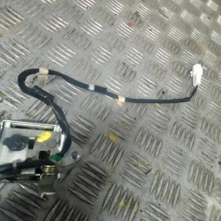 Serrure de coffre TOYOTA YARIS 1