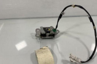 Serrure de coffre TOYOTA YARIS 1