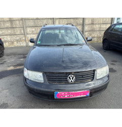 Moteur essuie glace arriere VOLKSWAGEN PASSAT 4
