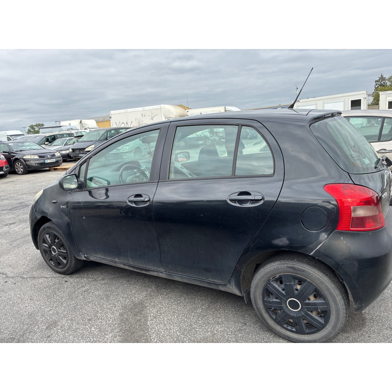 Moteur essuie glace avant TOYOTA YARIS 2 Photo n°8