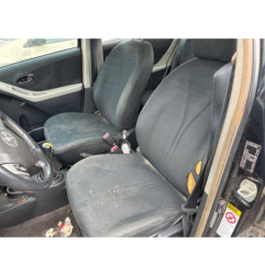 Moteur essuie glace avant TOYOTA YARIS 2